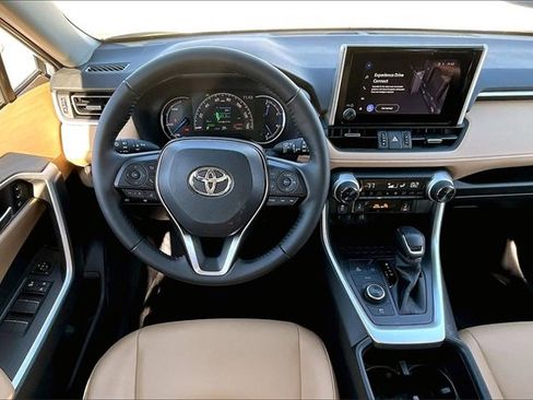 Used 2025 Toyota RAV4 XLE Premium w/ Weather Package image 8