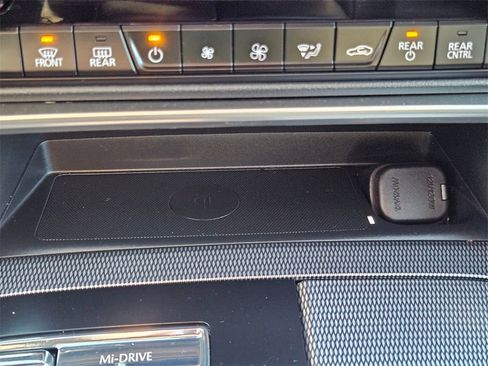 Used 2024 MAZDA CX-90 3.3 Turbo w/ Preferred Plus image 25