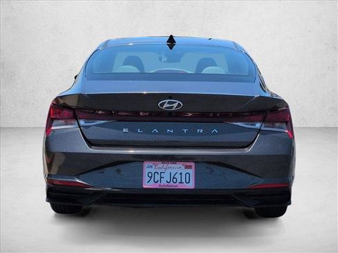 Used 2021 Hyundai Elantra SEL FWD image 7
