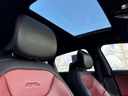 Used 2025 Kia K4 GT-Line w/ GT-Line Premium Package image 13