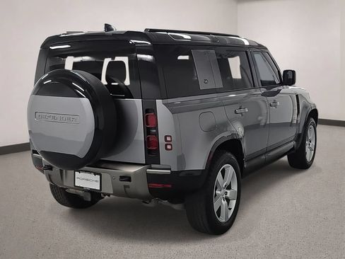 Used 2024 Land Rover Defender 110 X-Dynamic SE AWD/4WD image 7