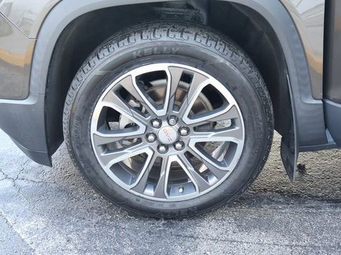 Used 2019 GMC Acadia SLT image 8