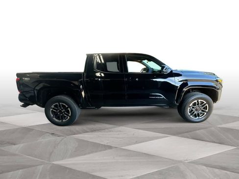 Used 2025 Toyota Tacoma TRD Sport RWD image 9
