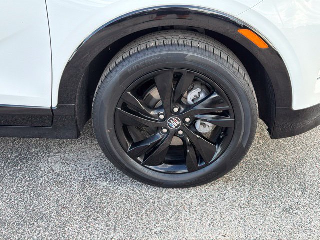 Used 2024 Buick Encore GX Sport Touring w/ Advanced Technology Package FWD image 11