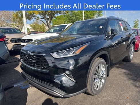 New 2026 Toyota Highlander Platinum AWD/4WD image 1