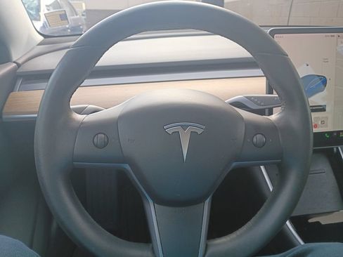 Used 2019 Tesla Model 3 Long Range AWD/4WD image 25