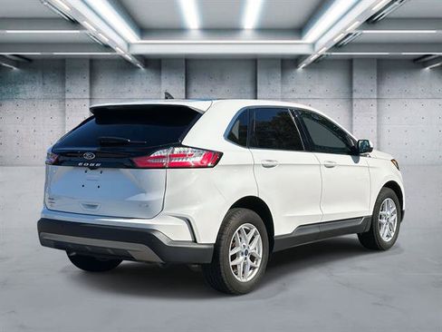 Used 2022 Ford Edge SEL w/ Convenience Package image 5