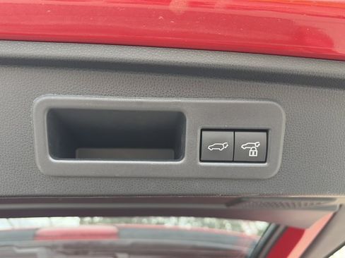 Used 2025 Toyota 4Runner TRD Sport Premium image 8