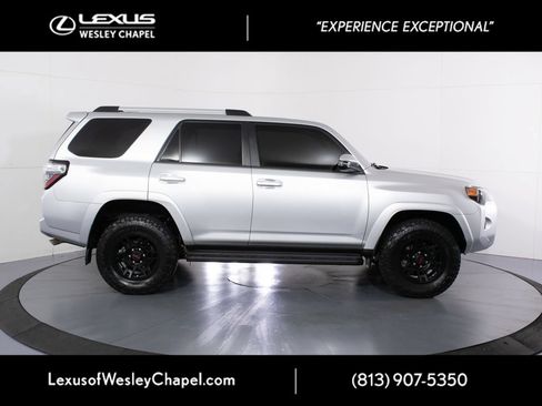 Used 2023 Toyota 4Runner SR5 Premium AWD/4WD image 2