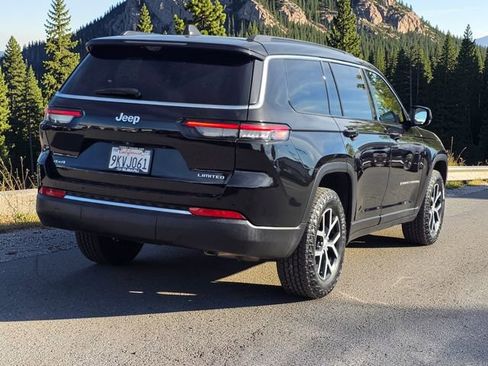 Used 2024 Jeep Grand Cherokee L Limited w/ Luxury Tech Group II AWD/4WD image 7