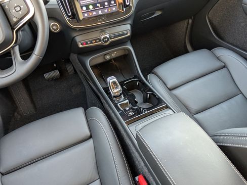 New 2026 Volvo XC40 B5 Plus w/ Protection Package Premier image 22