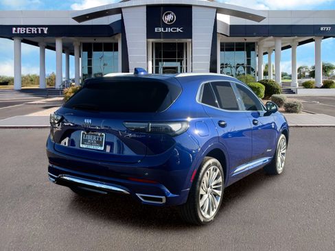 Used 2025 Buick Envision Avenir image 3