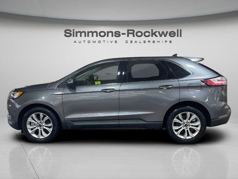 Used 2024 Ford Edge Titanium image 8