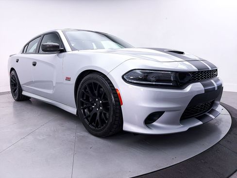 Used 2022 Dodge Charger Scat Pack RWD image 12