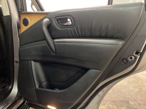 Used 2011 INFINITI QX56 2WD w/ Theater Pkg image 82