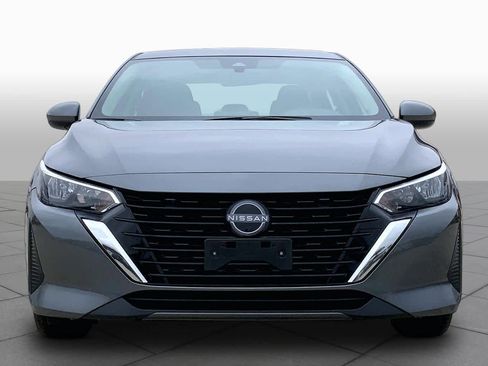 Used 2025 Nissan Sentra SV FWD image 4