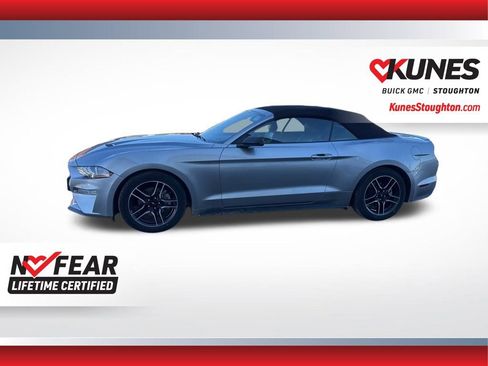 Used 2023 Ford Mustang Convertible image 8