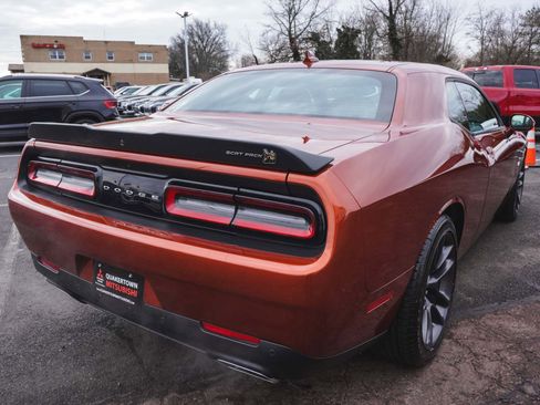 Used 2022 Dodge Challenger R/T Scat Pack image 5