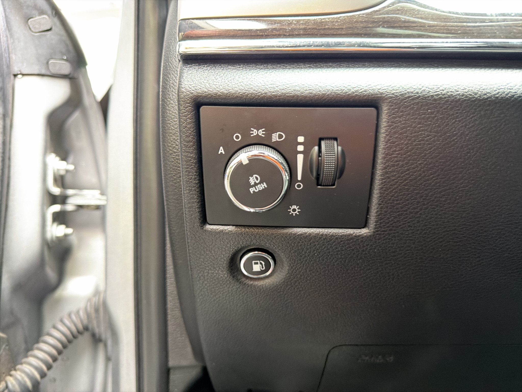Used 2016 Jeep Grand Cherokee High Altitude AWD/4WD image 21