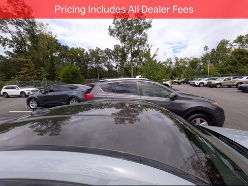 Used 2021 BMW M4 Coupe w/ Executive Package RWD image 10