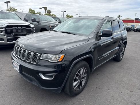 Used 2020 Jeep Grand Cherokee Laredo w/ Laredo X Package RWD image 23
