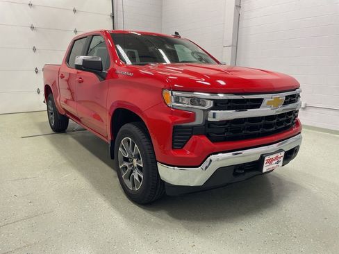 New 2026 Chevrolet Silverado 1500 LT image 2