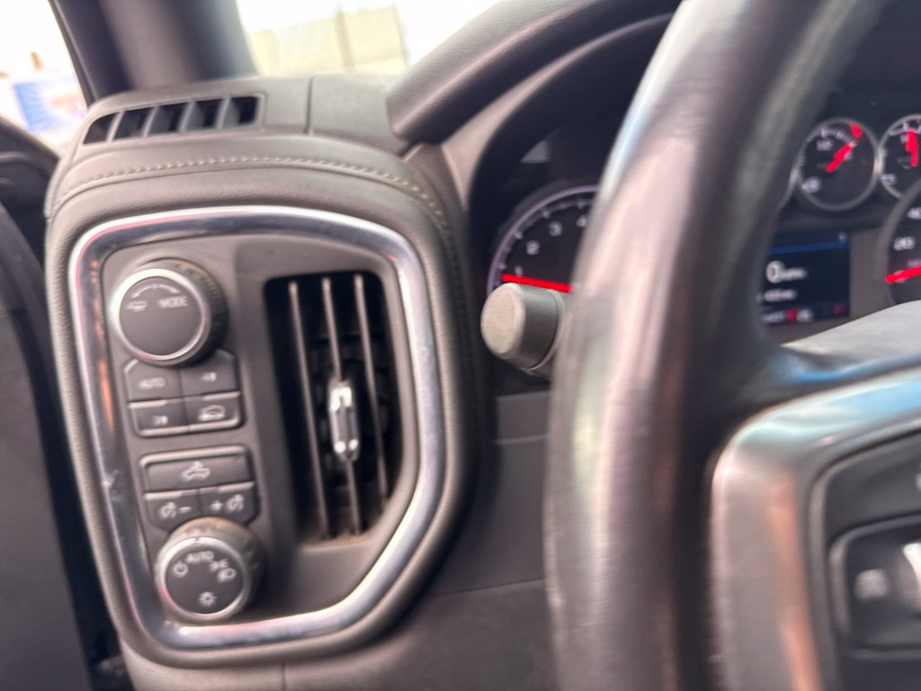 Used 2021 Chevrolet Silverado 1500 LT AWD/4WD image 27
