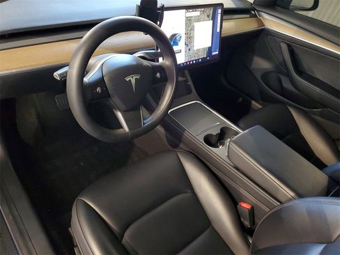 Used 2021 Tesla Model 3 Long Range image 14