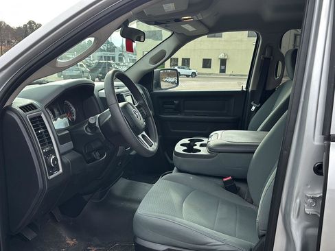 Used 2018 RAM 1500 Express w/ Express Value Package image 10