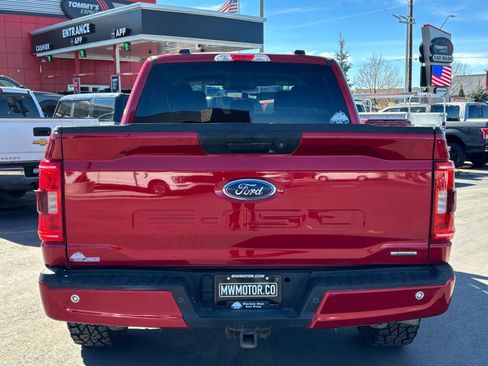 Used 2022 Ford F150 XLT w/ Trailer Tow Package image 9