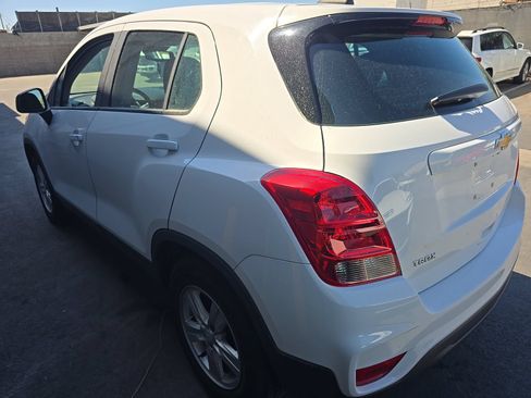 Used 2019 Chevrolet Trax LS FWD image 7
