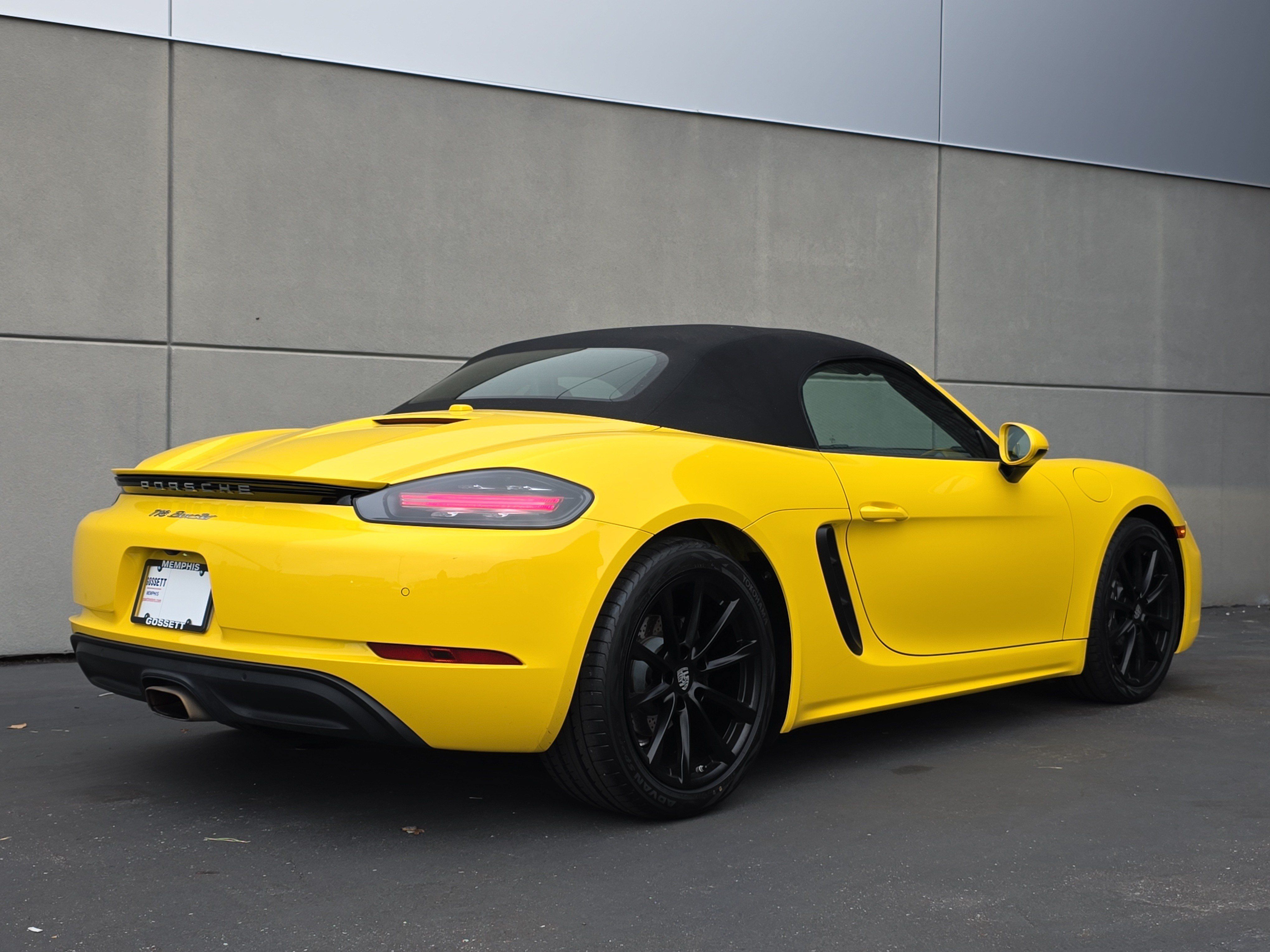 Certified 2025 Porsche 718 Boxster RWD image 7