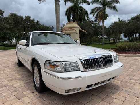 Used 2006 Mercury Grand Marquis LS RWD image 1