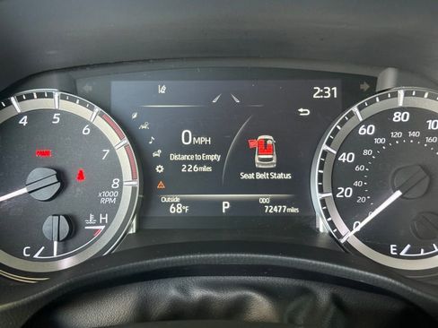 Used 2023 Toyota Highlander XLE image 29