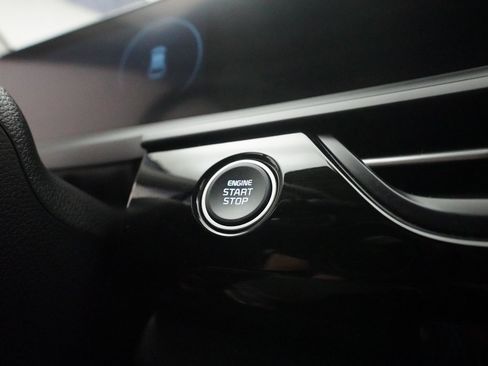 Certified 2024 Kia Seltos X-Line image 30