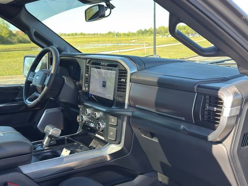 Used 2025 Ford F150 Platinum AWD/4WD image 30