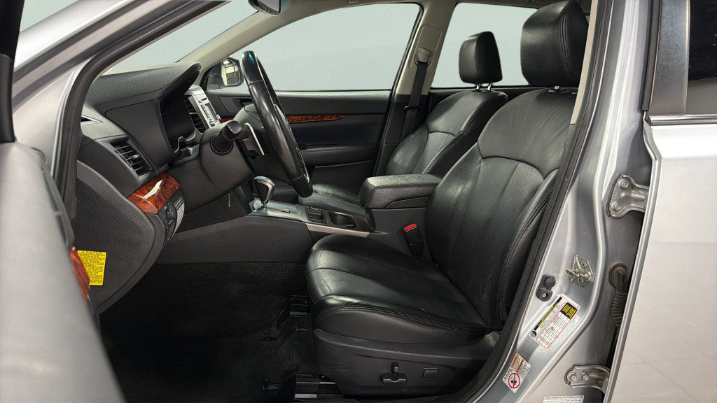 Used 2012 Subaru Outback 2.5i Limited w/ Moonroof Pkg AWD/4WD image 16