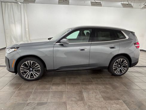 Used 2025 BMW X3 xDrive30 w/ Premium Package AWD/4WD image 2