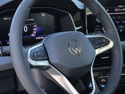 New 2026 Volkswagen Jetta SE FWD image 20