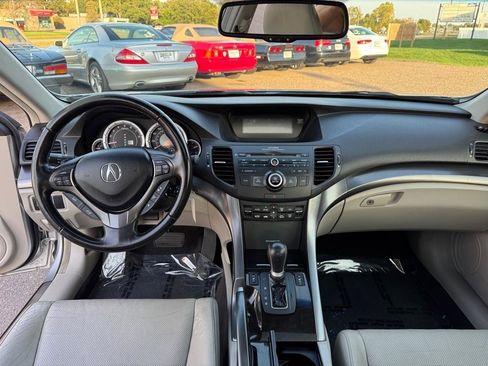 Used 2013 Acura TSX 4dr Sdn I4 Auto image 31