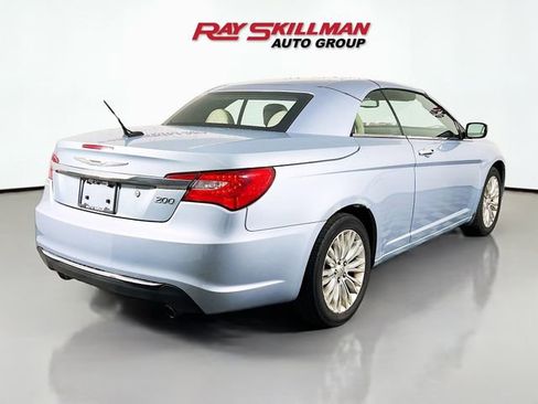 Used 2013 Chrysler 200 Limited image 7