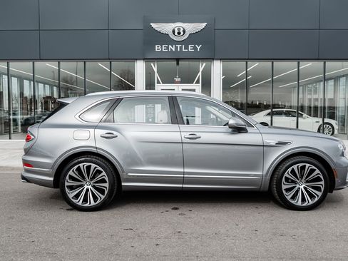 Certified 2022 Bentley Bentayga AWD/4WD image 14