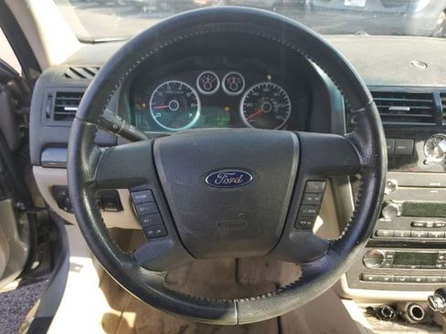 Used 2009 Ford Fusion SEL image 10
