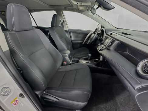 Used 2018 Toyota RAV4 XLE image 26