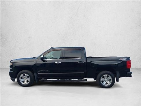 Used 2017 Chevrolet Silverado 1500 LTZ Z71 w/ LTZ Plus Package image 9