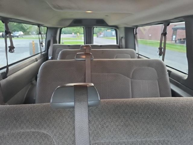 Used 2020 Chevrolet Express 3500 LS RWD image 8