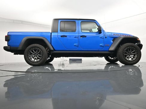 Used 2023 Jeep Gladiator Mojave w/ LED Lighting Group AWD/4WD image 40