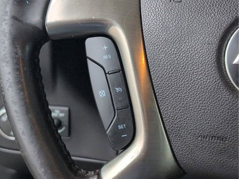 Used 2019 Chevrolet Express 2500 w/ Driver Convenience Package image 24