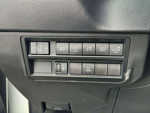 Used 2023 Toyota Tundra SR5 w/ SR5 Premium Package image 18