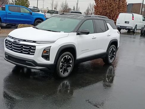 New 2026 Chevrolet Equinox LT w/ Convenience Package II image 1